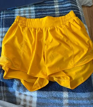 Lululemon Shorts thumbnail 1