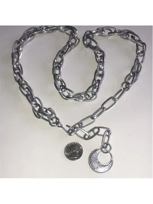Silver Tone Link Chain Belt with Textured Disc Pendant thumbnail 4