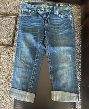 Miss Me Dark Blue Capri Jeans thumbnail 1
