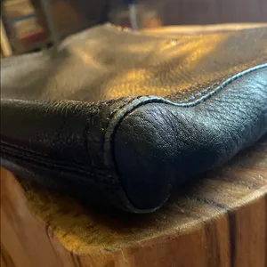 Kate Spade Black Pebble Leather Crossbody thumbnail 9