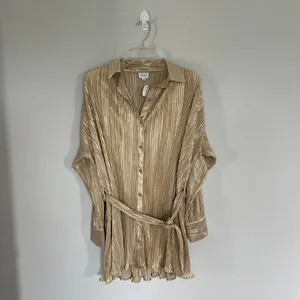 Le Lis Gold Pleated Mini Dress Size XS NWT thumbnail 2
