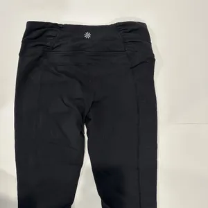 Athleta Capri S Black‎ Ruched Cropped - Size S. thumbnail 8