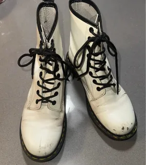 Dr. Martens White Leather Combat Boots size 8 Women’s thumbnail 4