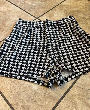 Houndstooth Medium shorts Multiple thumbnail 1