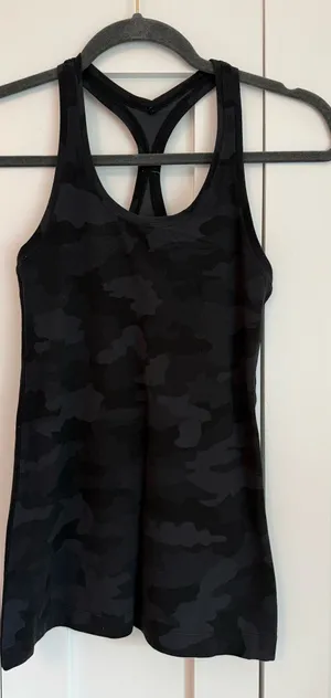 Lululemon Align Tank 6 thumbnail 1