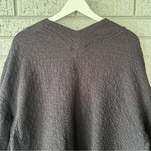 Lululemon Rippled V-Neck Pullover Black Size 10 Oversized Yoga Gym Workout Comfy thumbnail 11