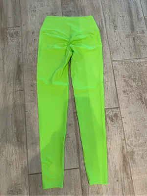 Neon Green Seamless Glute Defining Leggings thumbnail 4