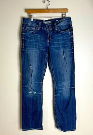 BKE Payton distressed dark wash denim jeans size 30R ladies thumbnail 1