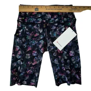 Lululemon Fast Free Short 10" Inseam Non-Reflective Activate Floral Multi Size 6 thumbnail 13