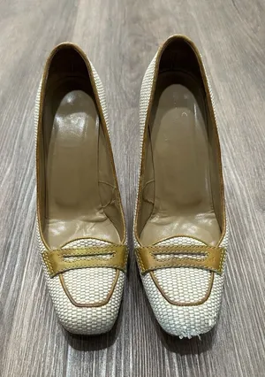 Vintage‎ VALENTINO GARAVANI Raffia Leather Cream Wood Heels Size 38.5 thumbnail 1