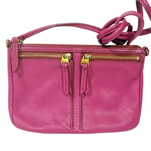 Fossil Erin Fuschia Pebbled Leather Bag‎ Top Zip Multi-Pocket Crossbody Bag thumbnail 1