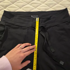 Athleta shorts thumbnail 6
