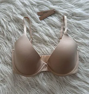 Skims Fits Everybody Scoop Plunge Bra Sand Size 32DD thumbnail 1