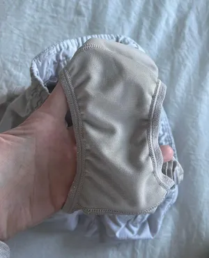 Lululemon Shorts thumbnail 6