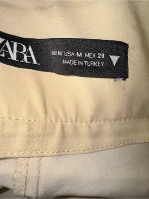 Zara Cream High-Waist Shorts thumbnail 4