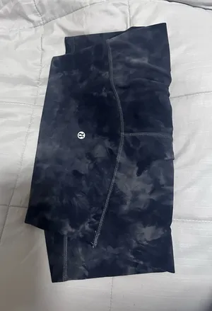Dimond dye Lululemon align biker shorts  thumbnail 2