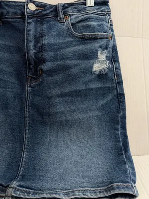 American Eagle Stretch Ladies Jean Skirt  thumbnail 2