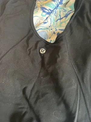 Top Lululemon Black thumbnail 2