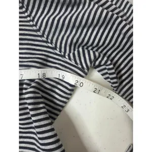 L.L. Bean Women’s Size L Black & Gray Striped Turtleneck Long Sleeve Shirt thumbnail 5