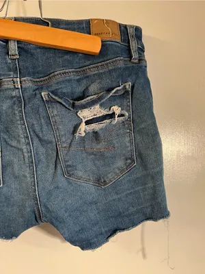 American Eagle Women’s Size 10 Hi Rise Cut Off Jean Shorts Denim Medium Wash‎ thumbnail 7