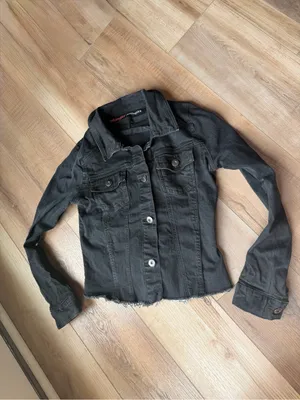 Wrangler Authentics Y2K Black Denim Jacket Raw Hem Cropped Size S thumbnail 2