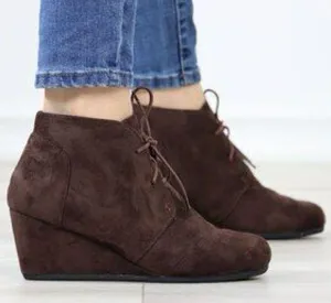 Forever Brown Patricia Lace Up Low Wedge Ankle Booties Shoes thumbnail 1