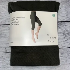 NWT A New Day Cotton Blend high waisted, capri, seamless leggings, olive green thumbnail 1