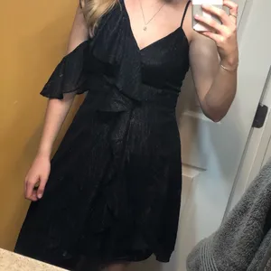 Black dress thumbnail 5