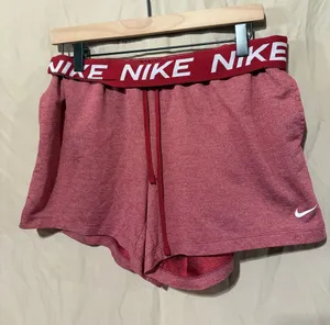 Nike shorts thumbnail 1
