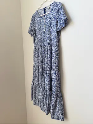 J. Crew Floral Tiered Midi Dress in Blue and White Size Medium thumbnail 2