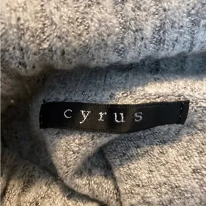 Cyrus Womens Side Slits Long Sleeve Turtleneck Sweater Gray Small (29) thumbnail 5