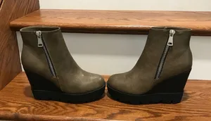 Qupid Heeled Booties thumbnail 4