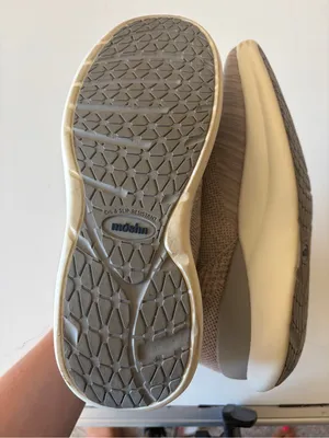 Moshn Women's Rise Slip-On Gray Comfort Arch Support Slip Resistant shoes 8.5 thumbnail 2