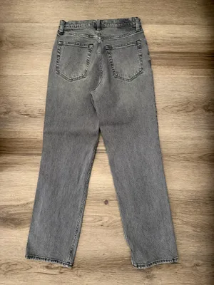 Abercrombie & Fitch High-Rise Straight Leg Women’s Jeans - Gray thumbnail 5