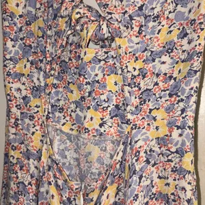 ✨REFORMATION Elio Floral Mini Sz 4 Dress✨ thumbnail 8
