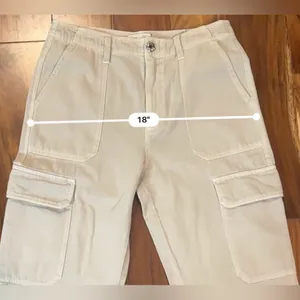 Zara Women's Beige Flat Front Cargo Pants thumbnail 9