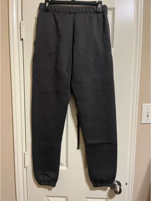 Essentials Fear of God 1977 Joggers XS thumbnail 2