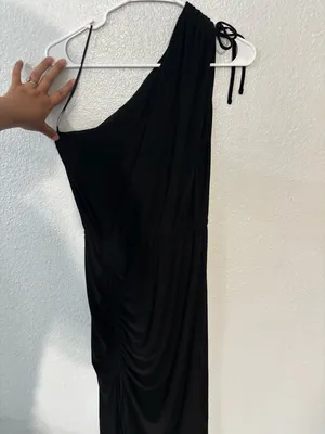 Steve Madden One-Shoulder Black Midi Dress thumbnail 2