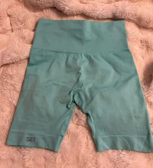Set Active Biker Shorts thumbnail 1