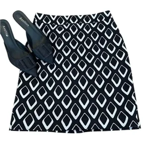 Ann Taylor sz 4 blue and white abstract print fully lined back zip skirt EUC thumbnail 1