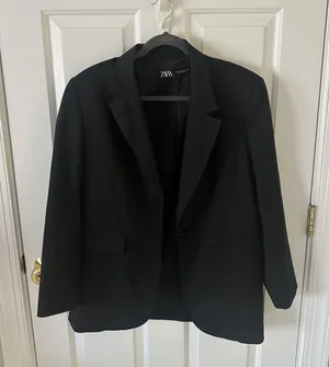 Zara Black Blazer thumbnail 1