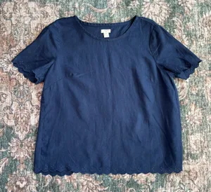 J.Crew 100% Linen Top 6 Navy Eyelet Scalloped Preppy Coastal Nautical Cottage thumbnail 1