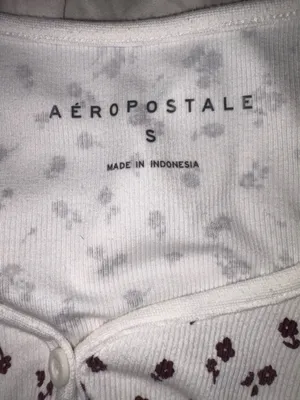 Aeropostale Long Sleeve Top Women’s thumbnail 2