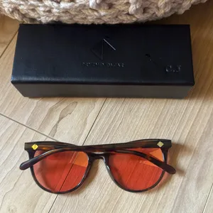PRYZM LAILA SUNGLASS Red thumbnail 2