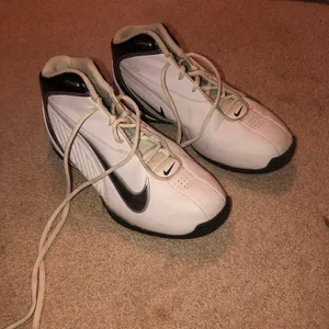 nike air basketball shoes thumbnail 1