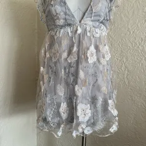 Lucy in the Sky Sheer Embroidered Floral Deep V Babydoll Dress XS thumbnail 3