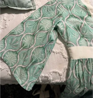 Coco Lily 3/4 length dress thumbnail 3