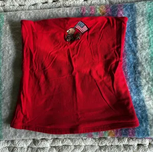 Hollister Top thumbnail 1