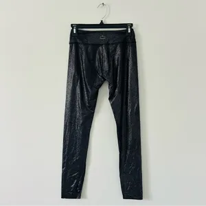 Beyond Yoga Black Metallic Mid Rise 26in Leggings S thumbnail 2