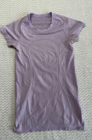 Lululemon Swiftly Tech Short Sleeve Crew Lilac Purple Athletic Top Size 4 thumbnail 1